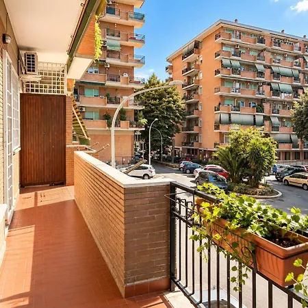 Apartment Domus Appia 572 - Metro A - Balcony - Ac
